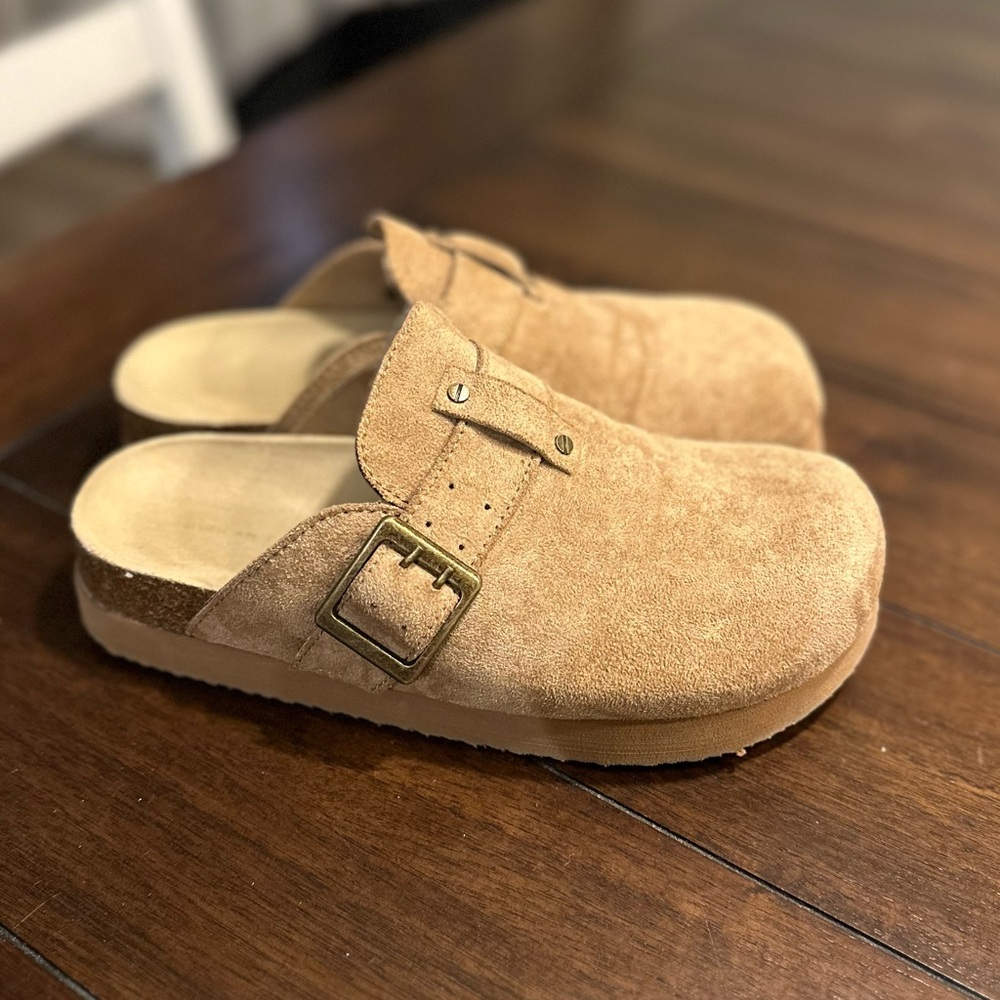 American Eagle Suede Clogs